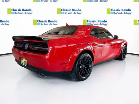 Used 2019 Dodge Challenger R/T Scat Pack RWD image 8