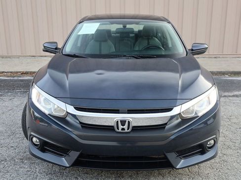 Used 2017 Honda Civic EX-T image 6