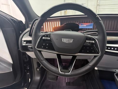 Used 2024 Cadillac Lyriq Sport AWD/4WD image 16