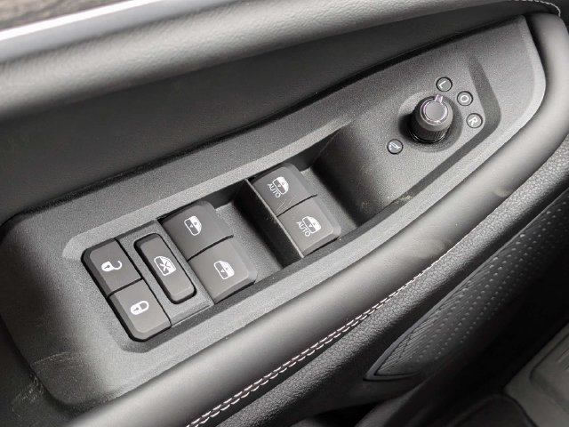 New 2027 Jeep Grand Cherokee Limited AWD/4WD image 26