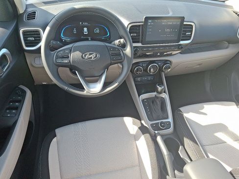 New 2026 Hyundai Venue SEL image 7