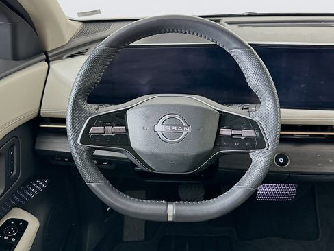 Used 2024 Nissan Ariya AWD image 18