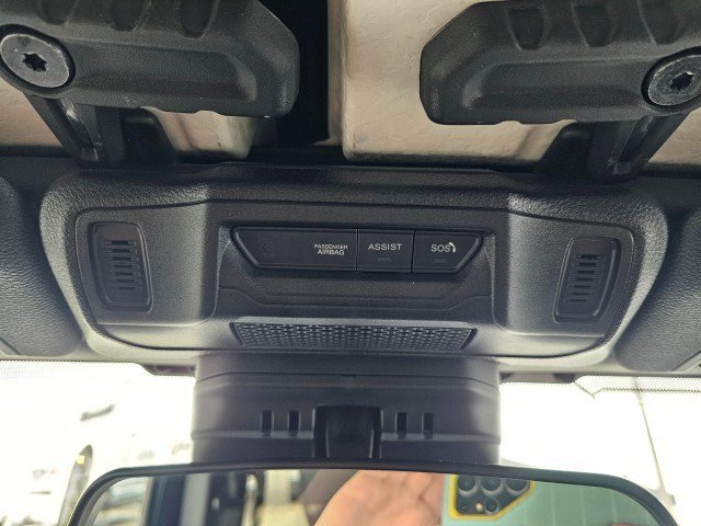 Used 2025 Jeep Wrangler Unlimited Rubicon w/ Safety Group AWD/4WD image 29