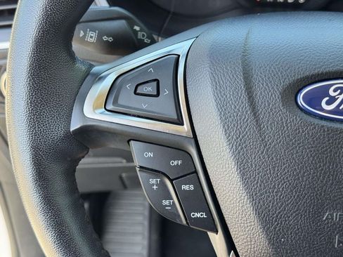 Used 2022 Ford Edge SEL w/ Convenience Package AWD/4WD image 12