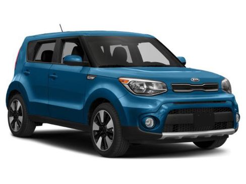 Used 2019 Kia Soul + image 10