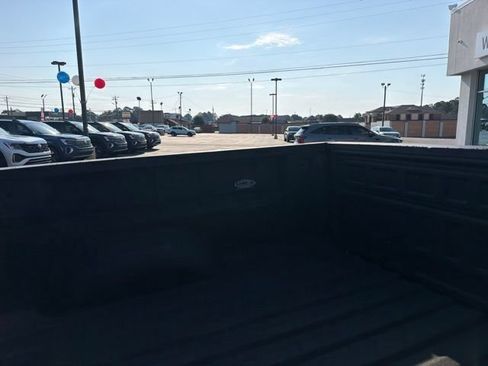 Used 2022 Chevrolet Colorado Z71 w/ Safety Package AWD/4WD image 8