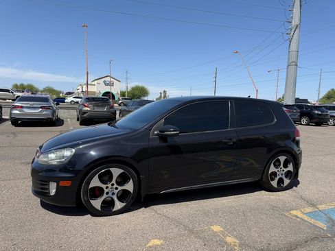 Used 2011 Volkswagen GTI 2.0T 2-Door FWD image 5
