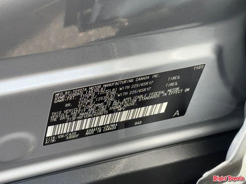Certified 2024 Toyota RAV4 XLE AWD/4WD image 31