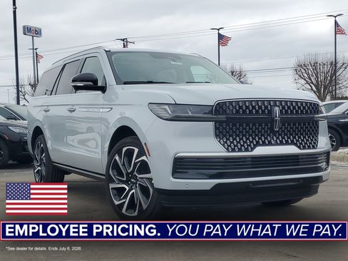 New 2026 Lincoln Navigator Reserve AWD/4WD image 1