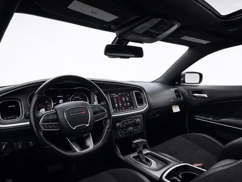 Used 2022 Dodge Charger Scat Pack RWD image 21