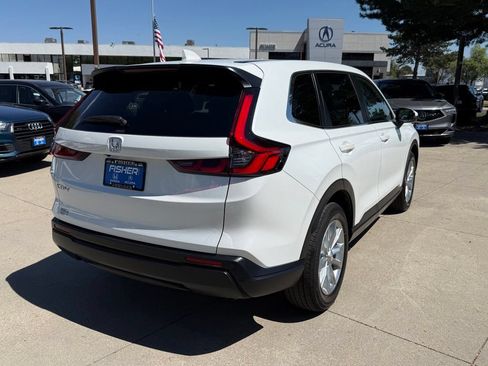 Used 2024 Honda CR-V EX-L image 4