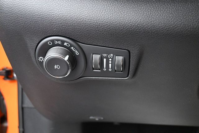 Used 2026 Jeep Compass Latitude AWD/4WD image 9