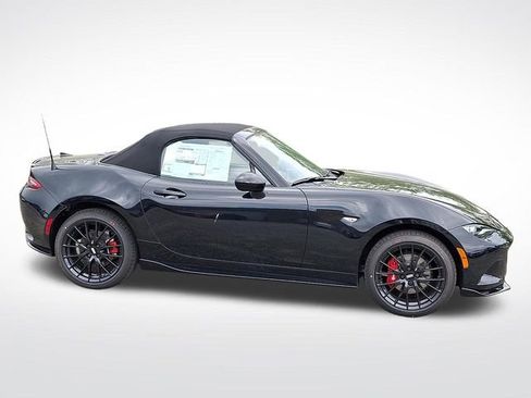 New 2026 MAZDA MX-5 Miata Club w/ Brembo/BBS Recaro Package RWD image 8