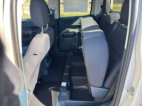 New 2025 Ford Maverick XL w/ Equipment Group 101A image 28