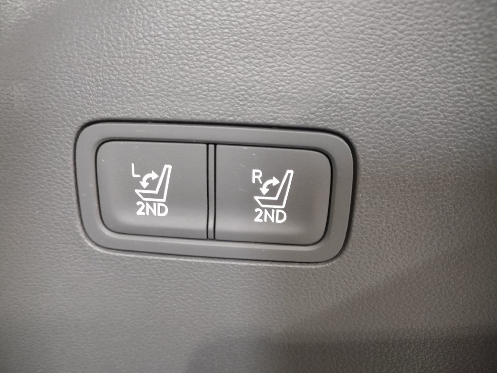 Certified 2025 Hyundai Santa Fe Calligraphy AWD/4WD image 23