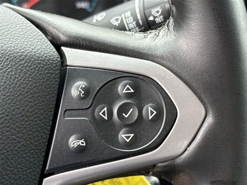 Used 2022 Chevrolet Colorado LT w/ Fleet Safety Package RWD image 32