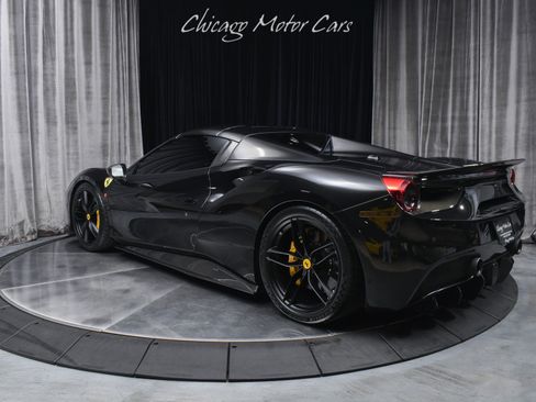 Used 2018 Ferrari 488 Spider RWD image 20