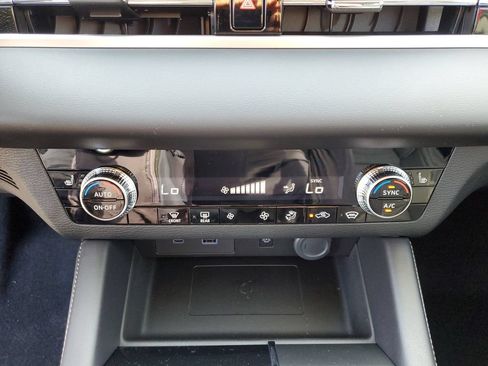 New 2026 Nissan Rogue SL AWD/4WD image 30