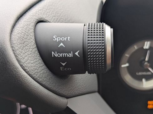 New 2025 Lexus ES 350 w/ Luxury Package image 36