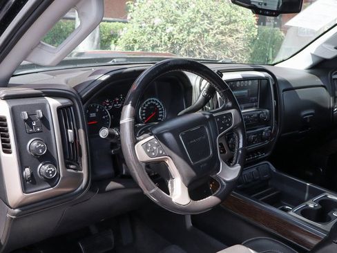 Used 2018 GMC Sierra 2500 Denali w/ Duramax Plus Package image 18