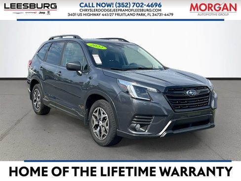 Used 2022 Subaru Forester Premium AWD/4WD image 1