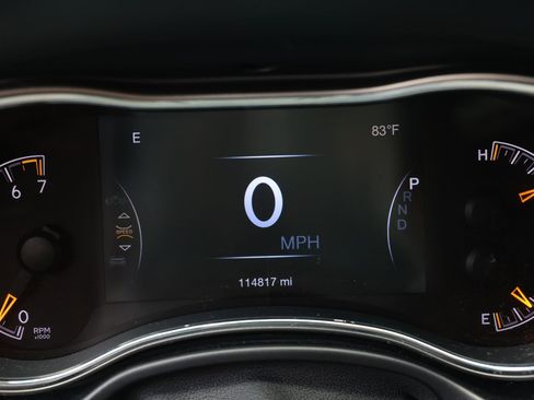 Used 2019 Jeep Grand Cherokee Limited X image 52