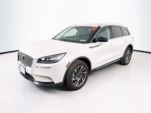 Used 2022 Lincoln Corsair AWD w/ Equipment Group 101A image 3