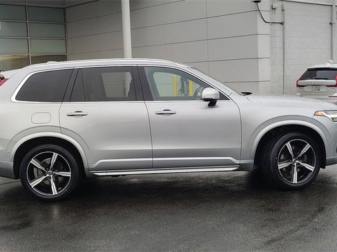 Used 2018 Volvo XC90 T6 R-Design w/ Convenience Package image 2