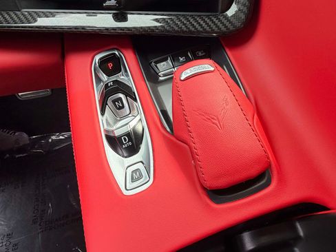 Used 2025 Chevrolet Corvette Z06 RWD image 11