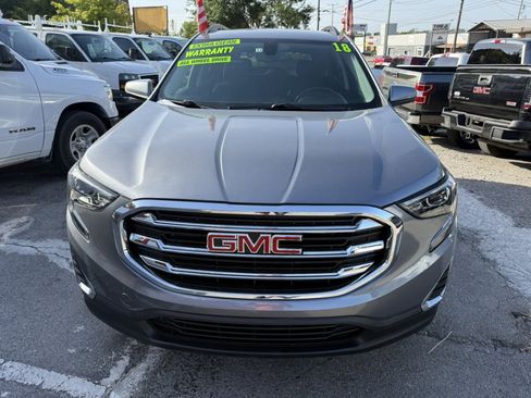 Used 2018 GMC Terrain SLE w/ Driver Convenience Package AWD/4WD image 2