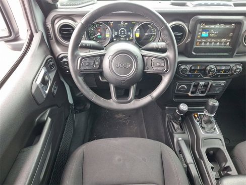 Used 2023 Jeep Wrangler Unlimited w/ Cold Weather Group image 11