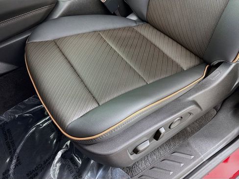 New 2026 GMC Canyon AT4 w/ Technology Plus Package image 19