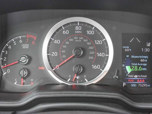 Used 2022 Toyota Corolla SE w/ Carpet Mat Package (TMS) image 21