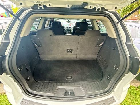 Used 2017 Chevrolet Traverse LT w/ Style and Technology Package AWD/4WD image 24