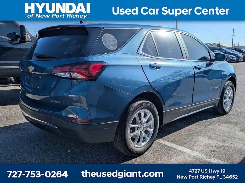 Used 2024 Chevrolet Equinox LT FWD image 2
