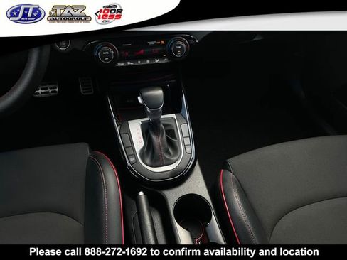 Used 2022 Kia Forte GT FWD image 19