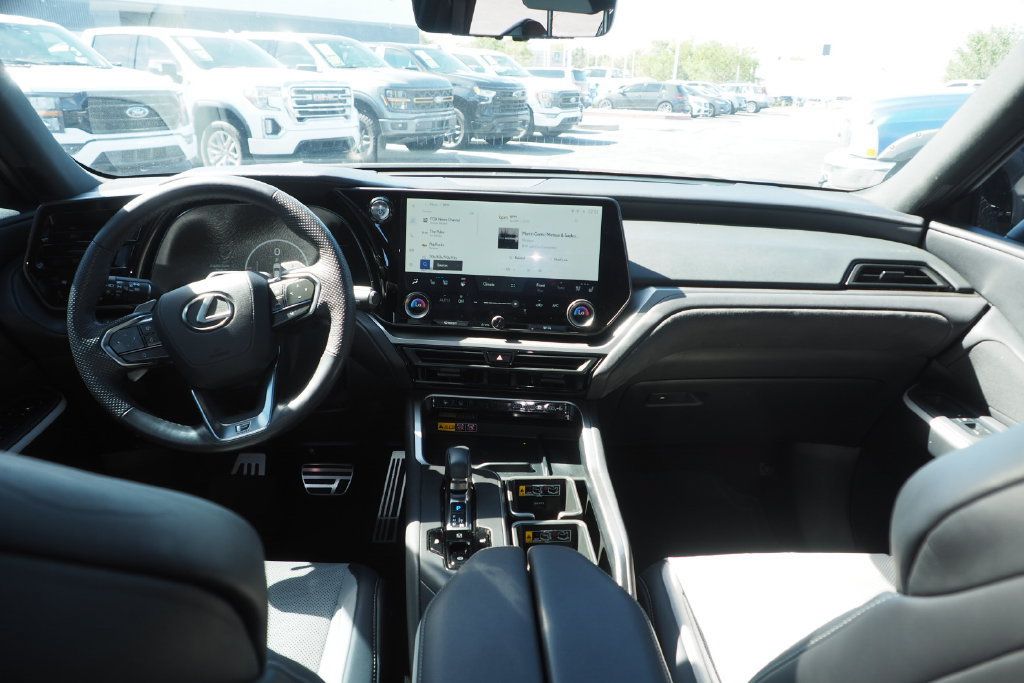 Used 2024 Lexus TX 500h AWD w/ Technology Package image 18
