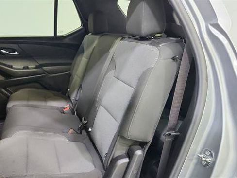 Used 2023 Chevrolet Traverse LT FWD image 21