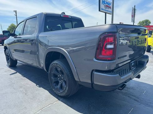 Used 2025 RAM 1500 Big Horn AWD/4WD image 5