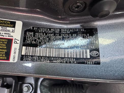 Used 2014 Toyota Camry XLE w/ Leather Package image 34