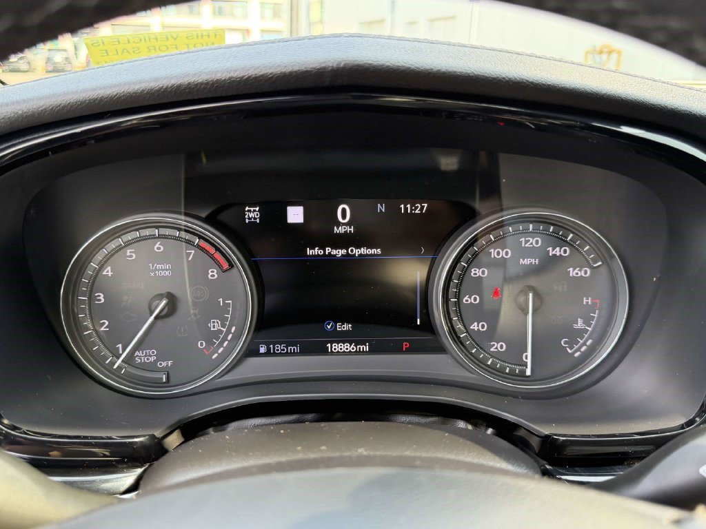 Certified 2025 Cadillac XT6 Premium Luxury w/ Technology Package AWD/4WD image 24