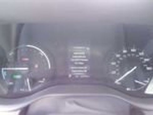 Used 2024 Toyota Sienna XLE image 6