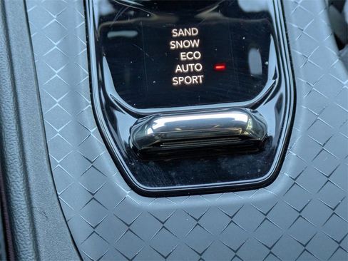 Used 2025 Jeep Wagoneer S Launch Edition image 26