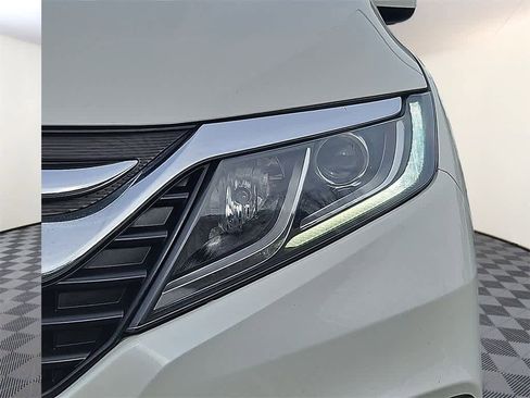 Certified 2018 Honda Odyssey EX-L image 8