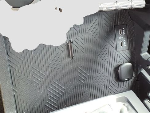 Used 2024 Toyota Tacoma SR5 image 11