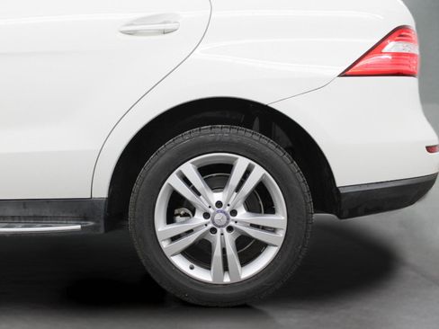 Used 2013 Mercedes-Benz ML 350 2WD image 8
