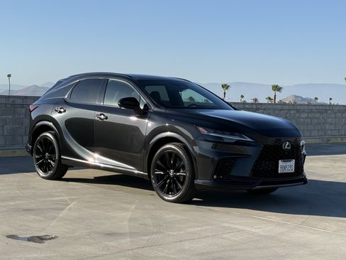 Certified 2025 Lexus RX 500h F Sport AWD/4WD image 2