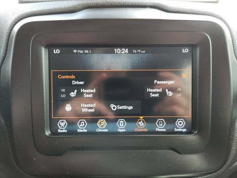 Used 2019 Jeep Renegade Trailhawk AWD/4WD image 24