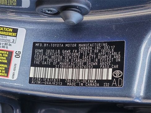 Used 2018 Toyota Corolla LE image 26