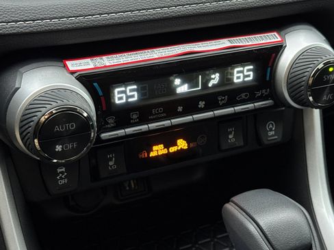 New 2025 Toyota RAV4 XLE image 24